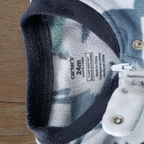 3/$18 - 24M Carters Fleece Footed Sleeper - Picture 3 of 3